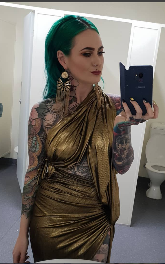 Little overdressed for the shitters, but who am I to judge?