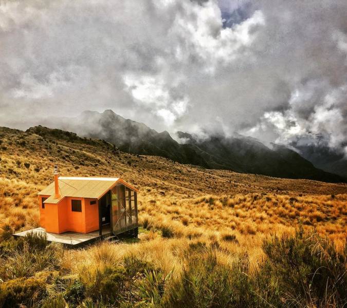 Hut on top of Mount Brown, New Zealand