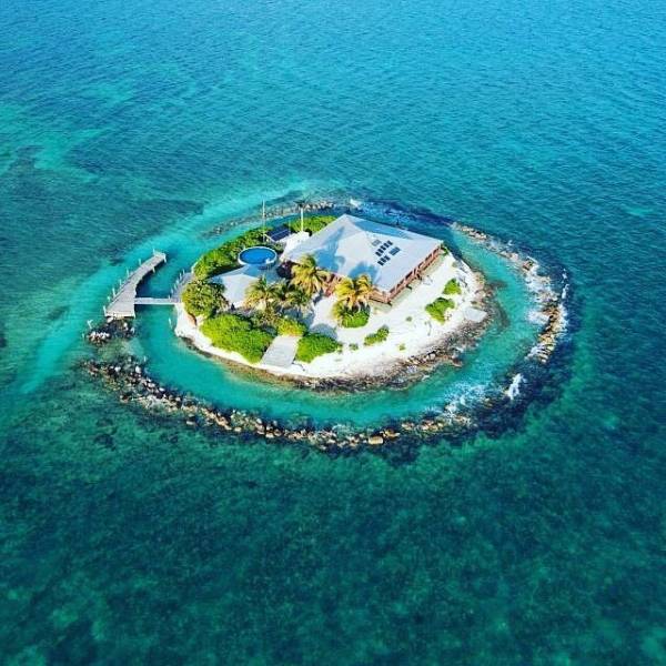 East Sister Rock Island, Florida Keys, USA