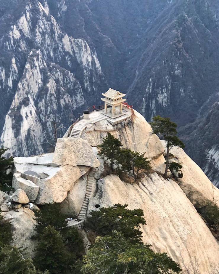 Chess pavilion, Mount Hua, China