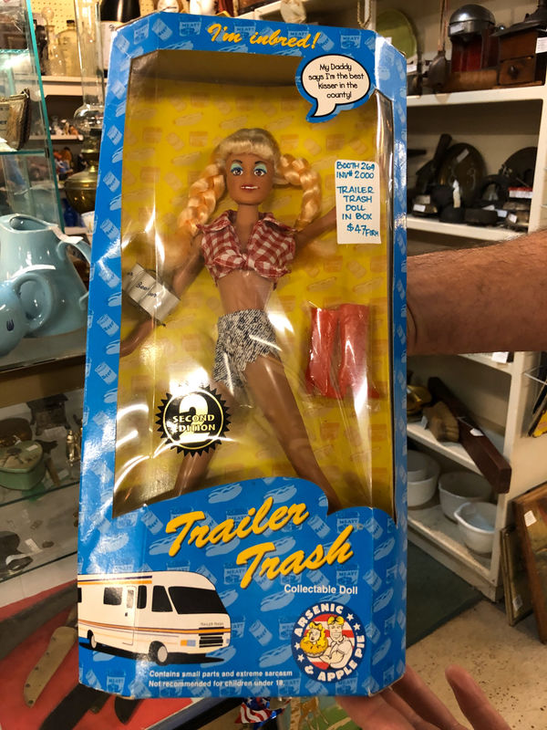 action figure - Tay inbred 5 My Daddy say I's the best kissar in the county POCH2 Inv 2000 Trailer Trash Doll In Bok $ 47pm Second Sedaihton Jader Trash Collectable Doll Contains small parts and extreme sarcam Not recommended for children under 18