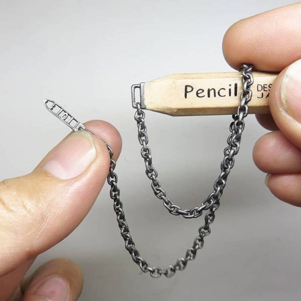 chain - Pencils