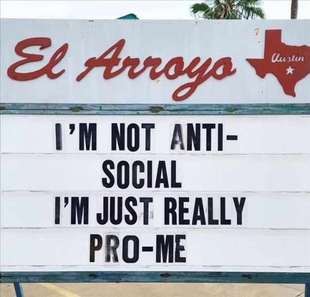 banner - El Arroyo Austin I'M Not Anti Social I'M Just Really ProMe