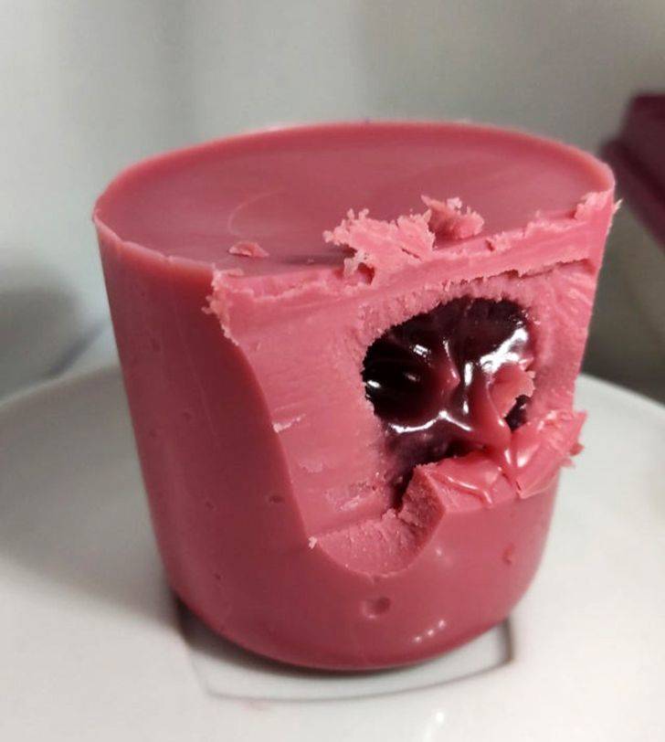 Looks delicious,but it's wax.Was making a candle and it fell apart before it was solid inside