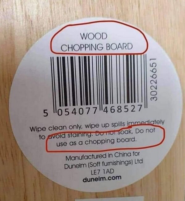 do not use as a chopping board - Wood Chopping Board 30226651 5 "0540771468527 Wipe clean only, wipe up spills immediately to avoid staining. Du Tor Soak, Do not use as a chopping board. Manufactured in China for Dunelm Soft furnishings Ltd LE7 1AD dunelm