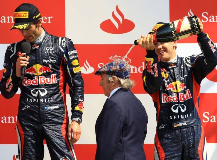 sebastian vettel and jackie stewart - an er Sai Mumm Mumm Mux Ter Ilirit Casi Real Pope Stene Ut Ind Red Bull Inrinit Red B an Infiniti Sa