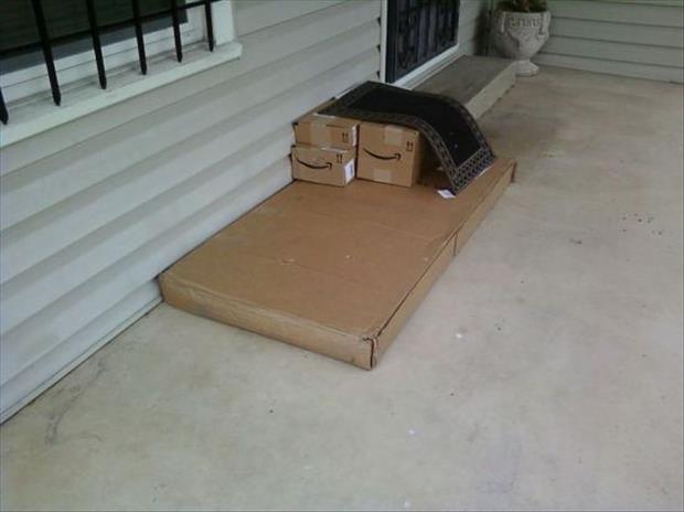 package delivery hiding