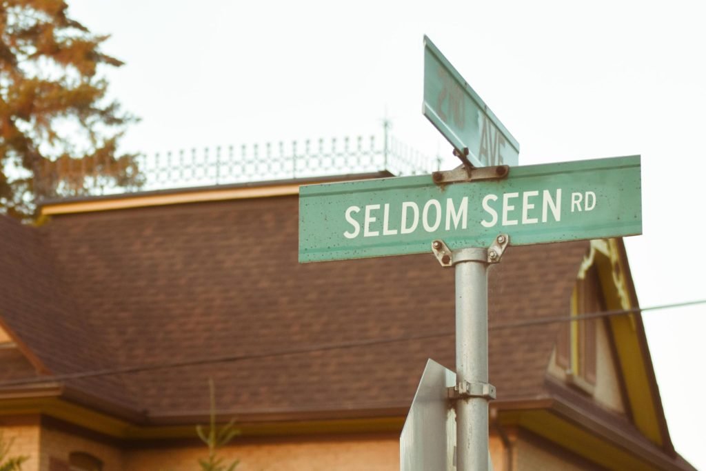 city funny state names - Seldom Seen Rd