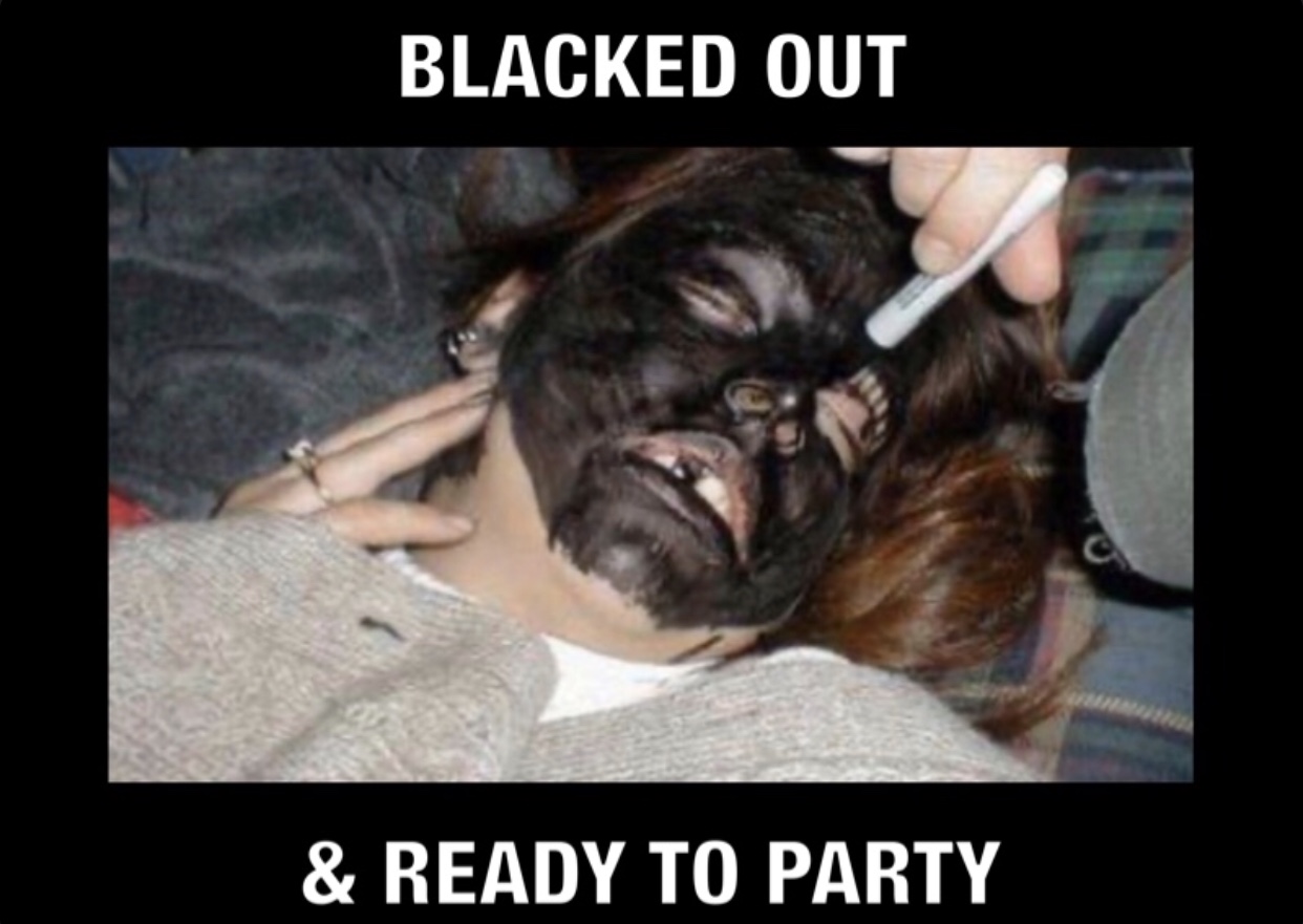 banco real - Blacked Out & Ready To Party