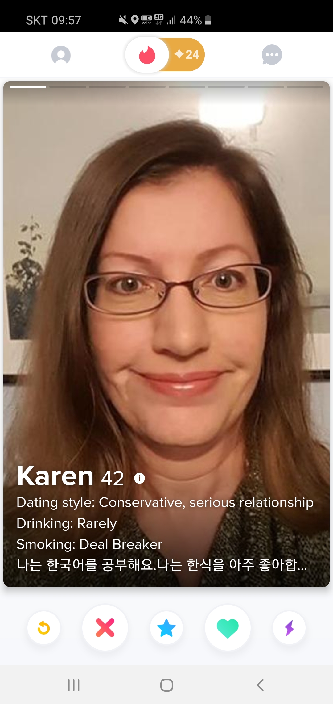 hilarious photo of typical Karen, but on Tinder