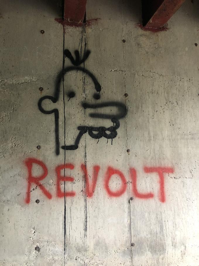 wall - Revolt