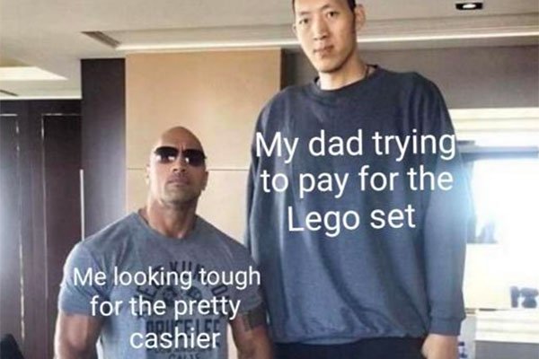 funny memes 2020 - My dad trying to pay for the Lego set Me looking tough for the pretty cashier