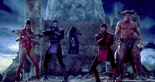 Street Fighter Vs Mortal Kombat  - Much Better Movies