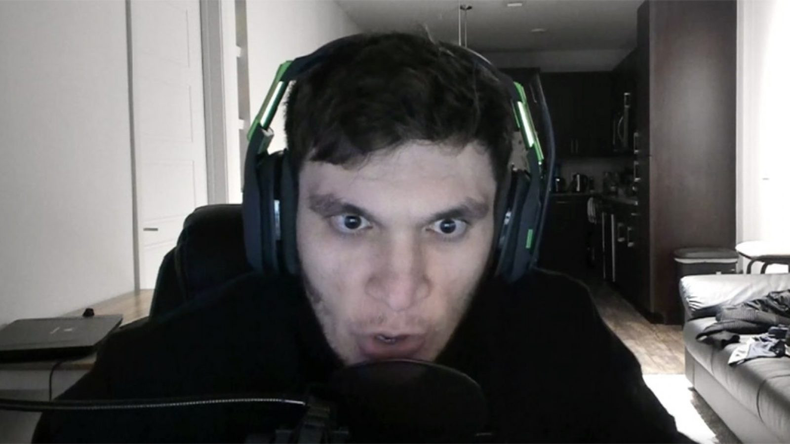 Hilarious Streamer Meltdowns - Trainwrecks Gets Banned From Twitch