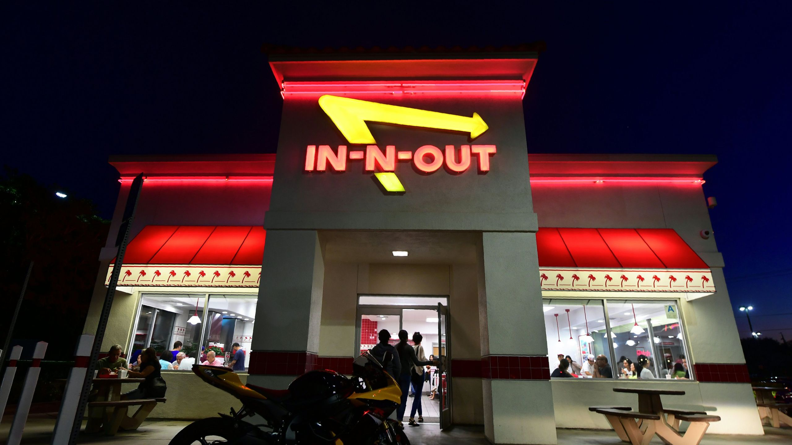 groups that feel like cults  - Working at In-N-Out