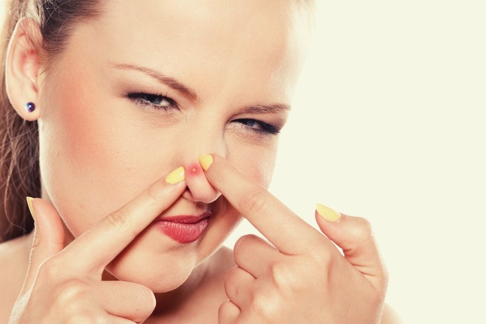 things that will ruin your day - get rid of a nose pimple