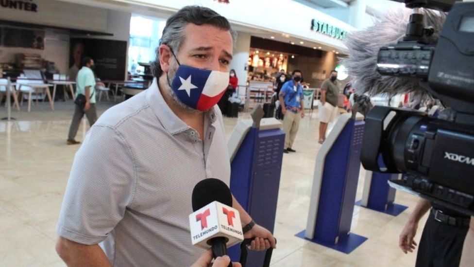Controversial Halloween Costumes --  ted cruz cancun