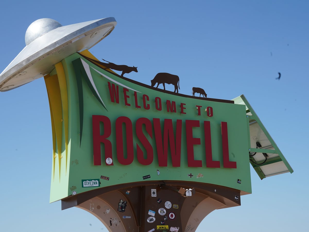 terrible vacation destinations  - international ufo museum and research center - Welcome To Roswell Diveinn 9 Swnl