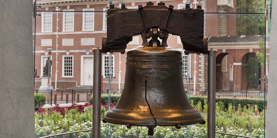 Disappointing Tourist Destinations - The Liberty Bell