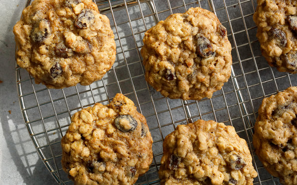 divisive foods - Oatmeal raisin cookies