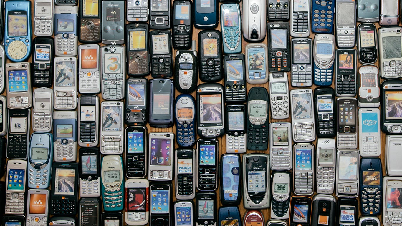 things that are too expensive - old cell phones 2000 - C Ve One em os Bo skype 11 der 13 So 10 16001 En Lo . Oc Lor Og Ce 14 0000 0000 0 yor Con Gb Ceste Nokia 00000 ed idio 0000 0000 0000 Ge 5 Fle Coro 09990 Odio Nokia 580 1 Ob Ee Dee 09 Codul C Des Nor 