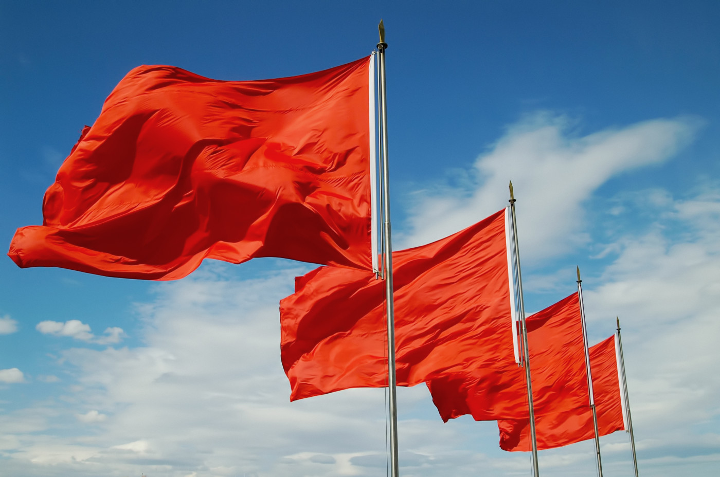 new job red flags - red flag