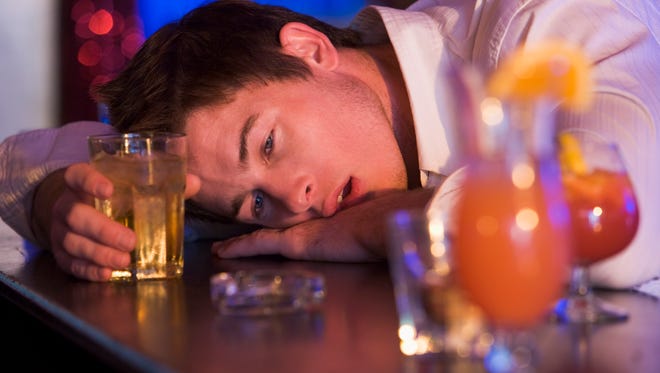 advice for younger self - people drinking alcohol