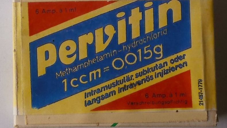 world war II facts - A Finnish soldier took a whole bottle of Pervitin and skied 400km in a matter of days. He was high for 14 days.