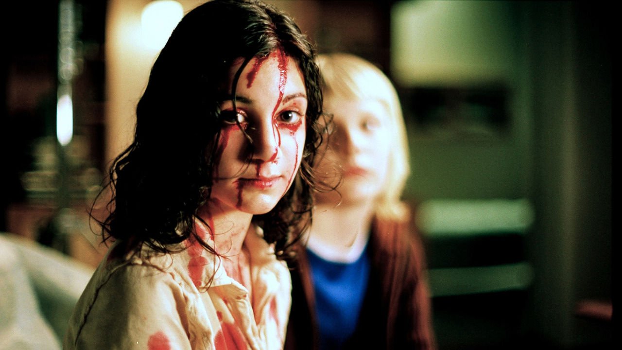 beautiful and disturbing movies - Let the Right One In