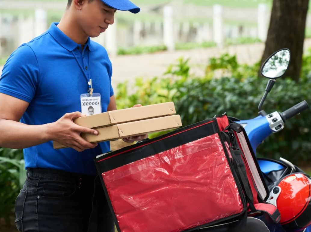 Jobs that deserve higher pay -delivery guy food - Ter