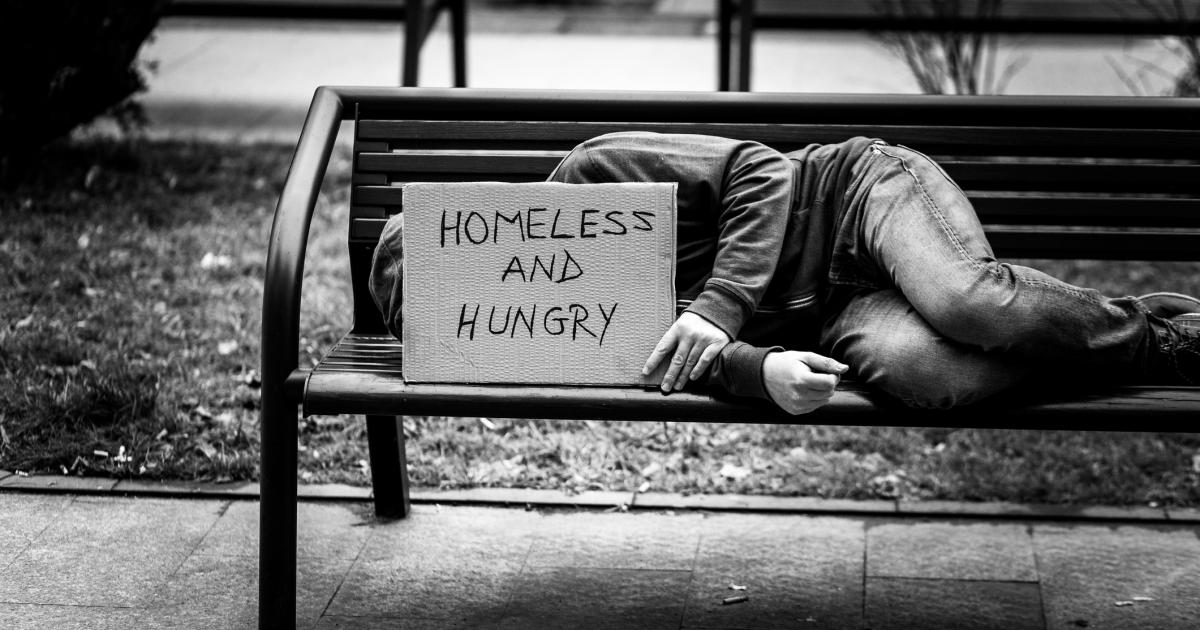 American Stereotypes - poverty in america 2020 - Homeless Hungry