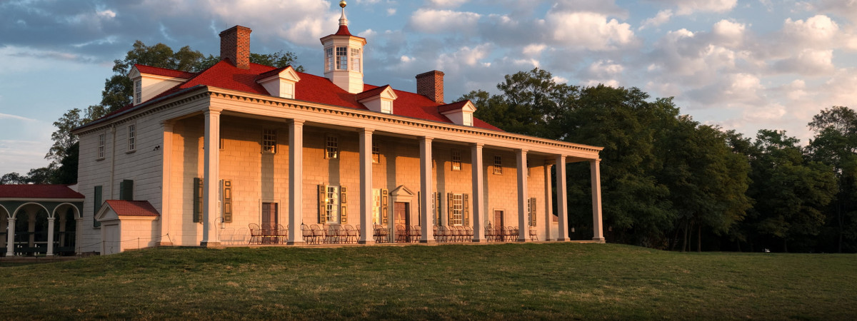 George Washington Facts - George Washington decorated most of the rooms at Mount Vernon, while his wife Martha only designed her private bedchamber.-u/valandsend