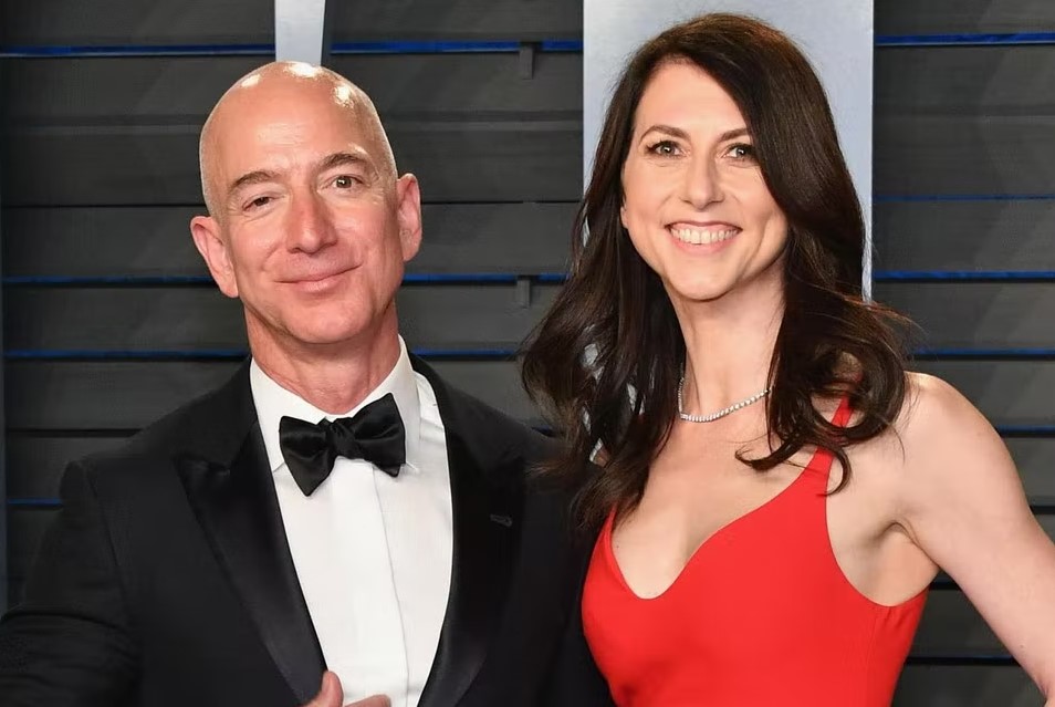 Amazon Facts - much is jeff bezos wife worth