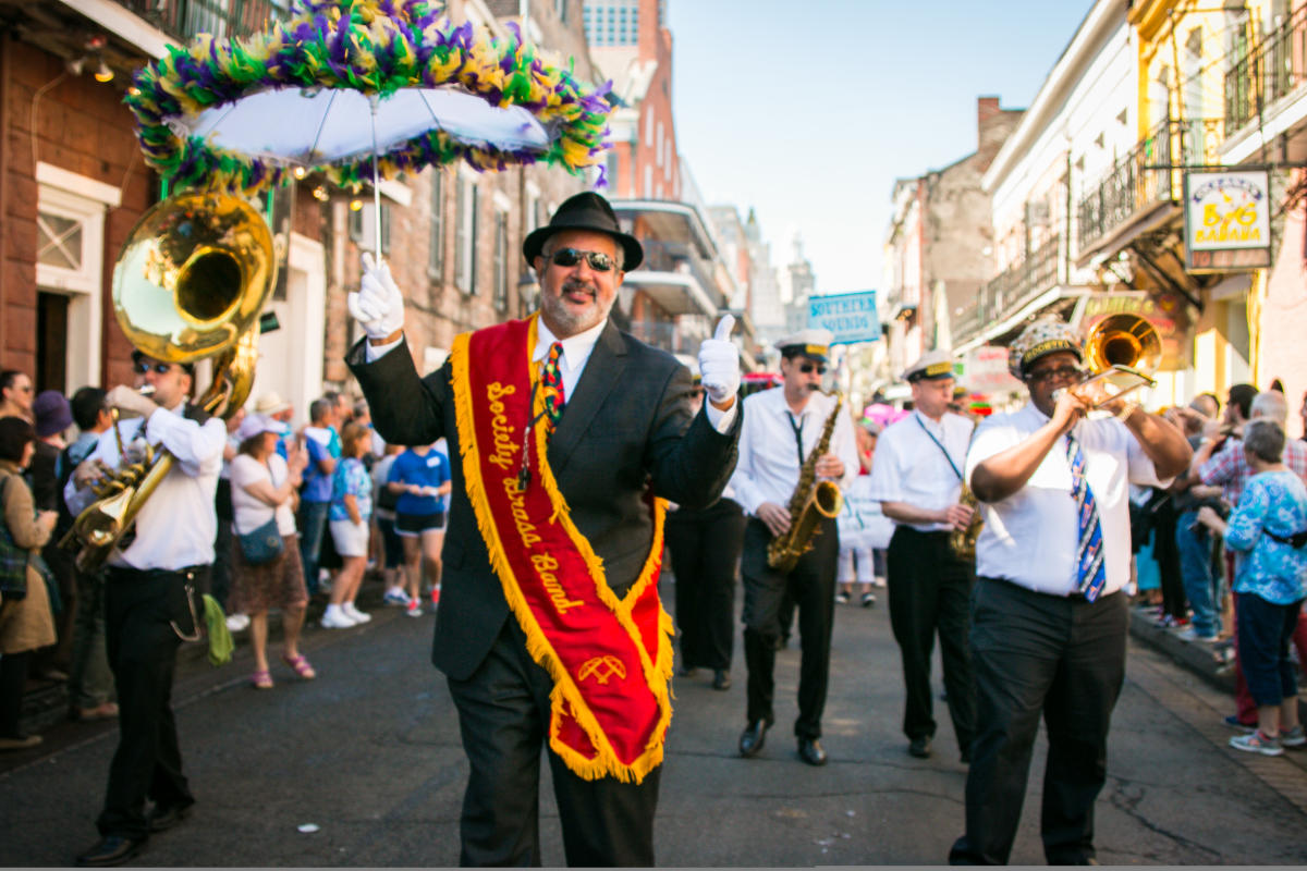 Things Tourists Need to Stop Doing - festivales en new orleans - Society Brass Band