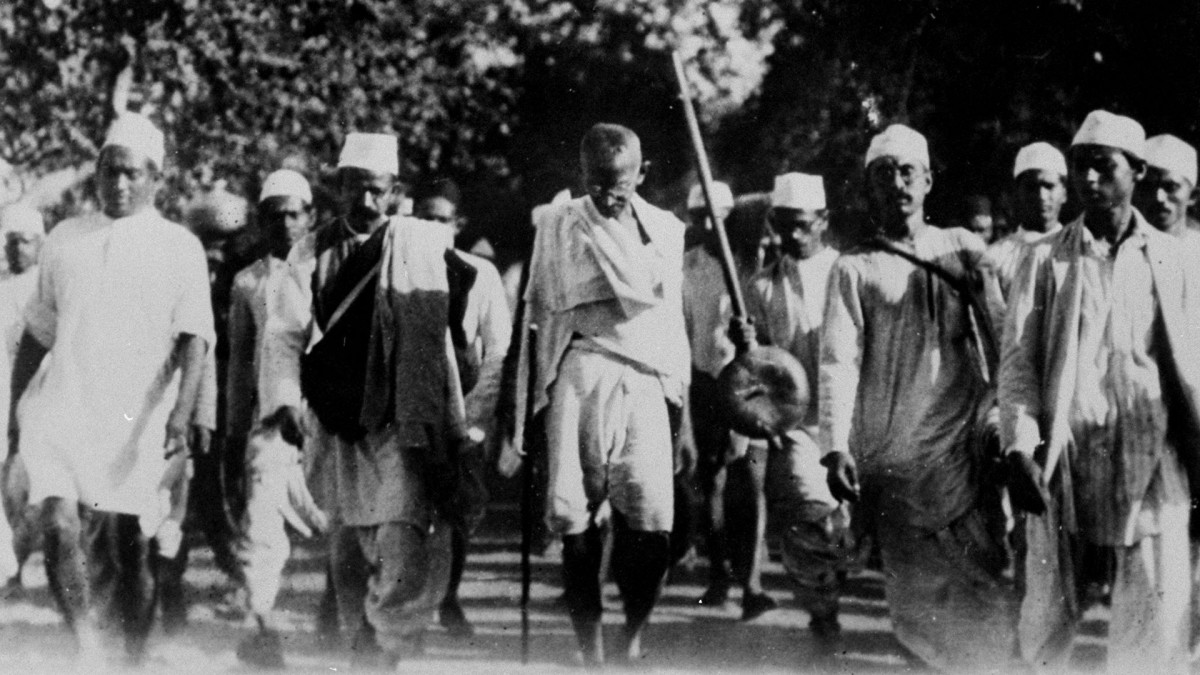 Strange facts abotu Gandhi - gandhi salt march