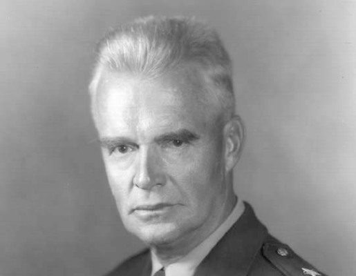 Korean War facts  - The Highest Ranking UN POW captured in the Korean War was US General William F. Dean. The N. Korean advance in 1950 was so rapid, it caught up Dean's HQ, forcing him to participate in the fighting. The general personally fought as tank