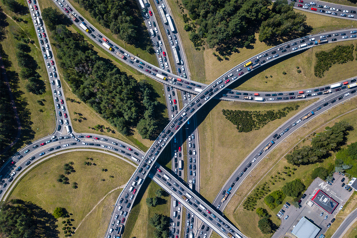 People Create Fake Traffic Jams When They’re Late