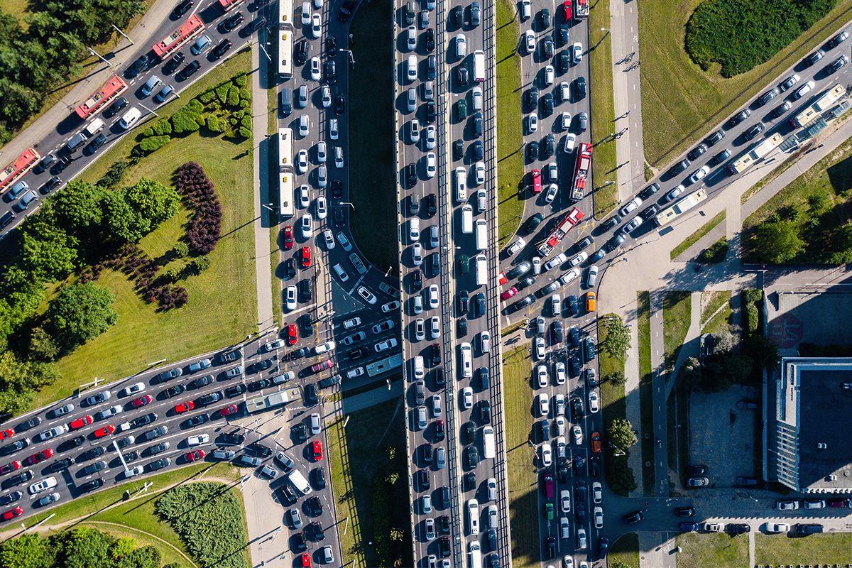 People Create Fake Traffic Jams When They’re Late