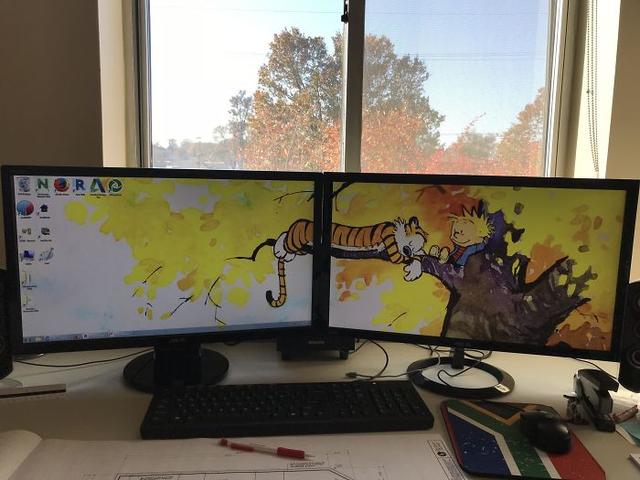 17 Hilariously Genius Desktop Wallpapers That Will Make You Look Twice!