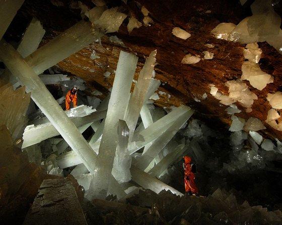 caves crystals