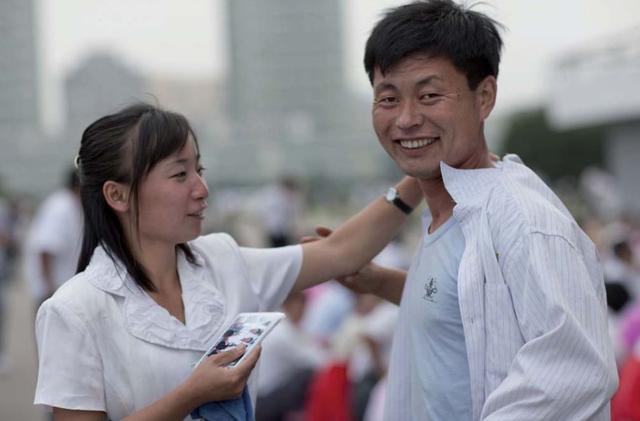 north korean man and woman