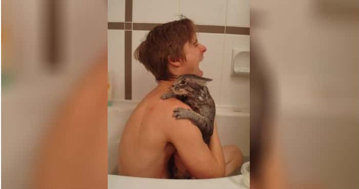 Your cat hates baths, you somehow through its a good idea to join it