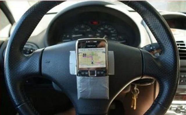 Buying fancy in car GPS? No! DIY