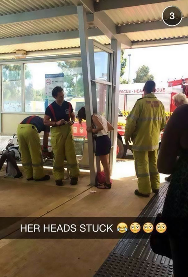funny fails - Her Head's Stuck