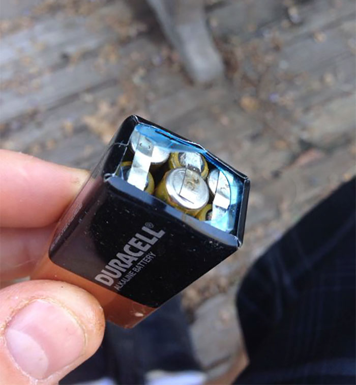 rare photos - inside of a 9 volt battery
