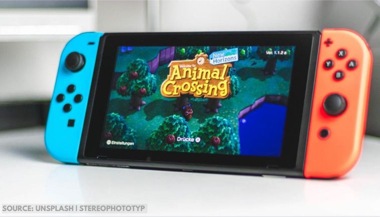 Switch Pro news Bloomberg released an article contradicting Nintendo’s claim that there would be no Switch pro device. Claiming that the Switch pro would launch this fall with a 7 inch OLED  screen and 4k capabilities.