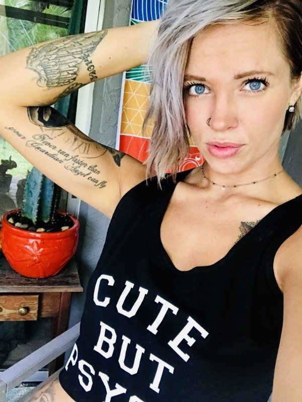 59 Pics of Hot Babes With Tattoos