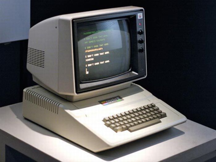1977 - The Apple II