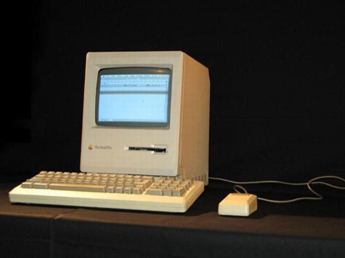 1986 - Macintosh Plus