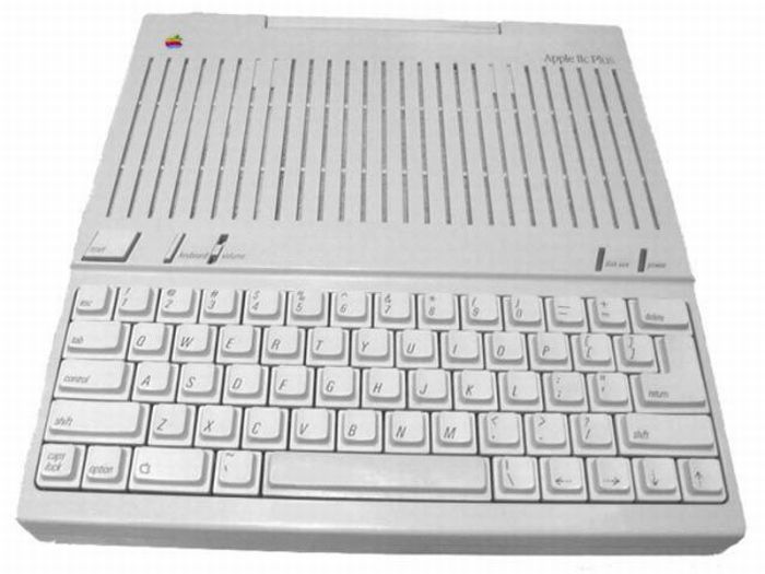 1988 - Apple IIc Plus